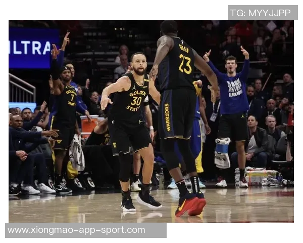 库里积极联系各方寻求好鞋期待一场穿三双不同鞋的精彩比赛